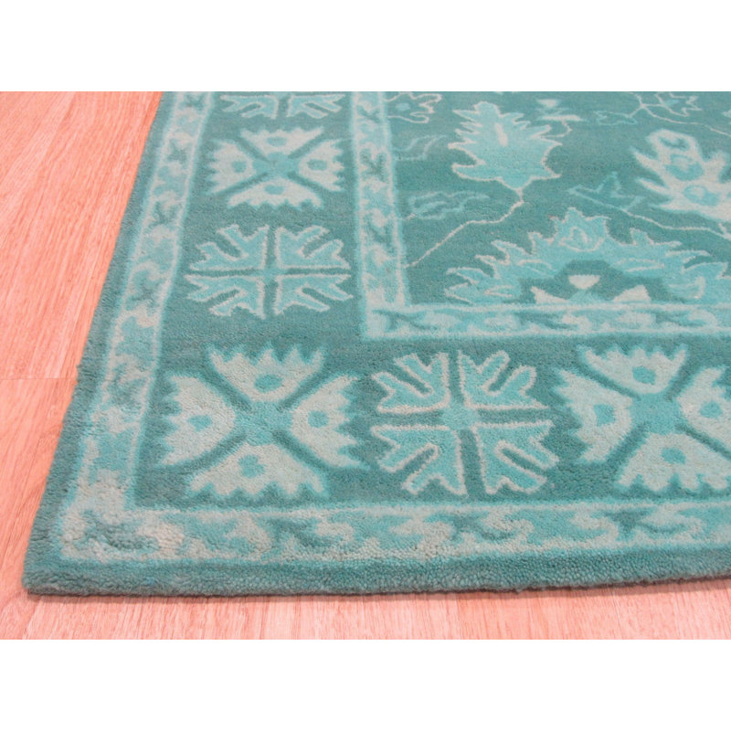 Hand Tufted Wool Floral Area Rug in Blue, 8' x 10'