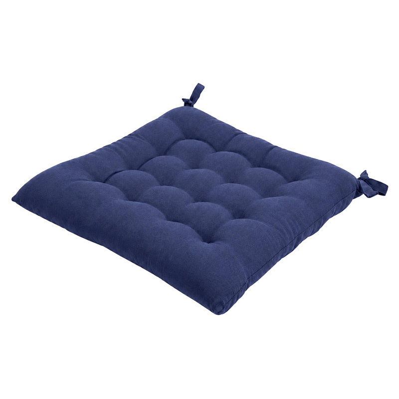 Comfortable Square Chair Seat Pad – Upgrade dining chairs, kitchen seating and garden furniture with this 40 x 40cm chair cushion, combining comfortable padding with contemporary styling for versatile use across indoor and outdoor seating areas.