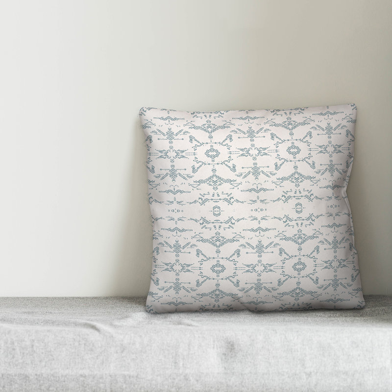  Coussin Faded, Blanc / bleu, 18 po x 18 po