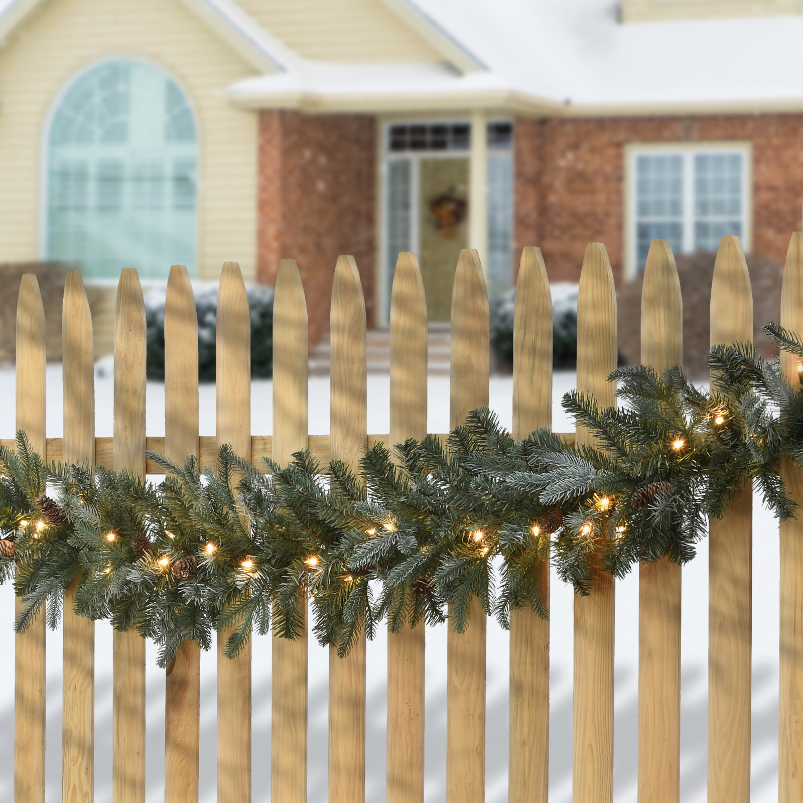 108" Frosted Pre-Lit Christmas Garland