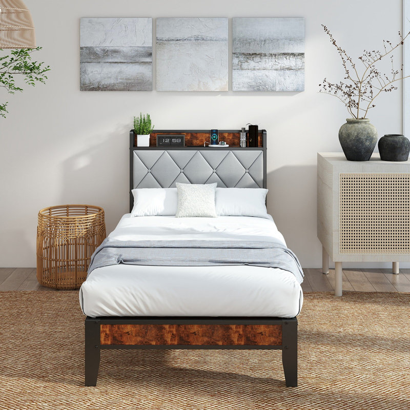 Structure de lit simple en bois