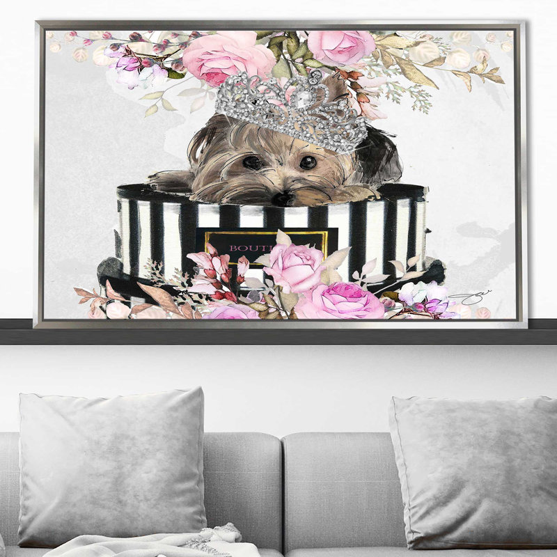 Yorkie Boutique (Horizontal) par By Jodi - impression, Cadre flottant argent, H 21,5 po x l 33,5 po x P 2 po