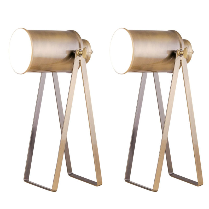 Lach Metal Tripod Lamp