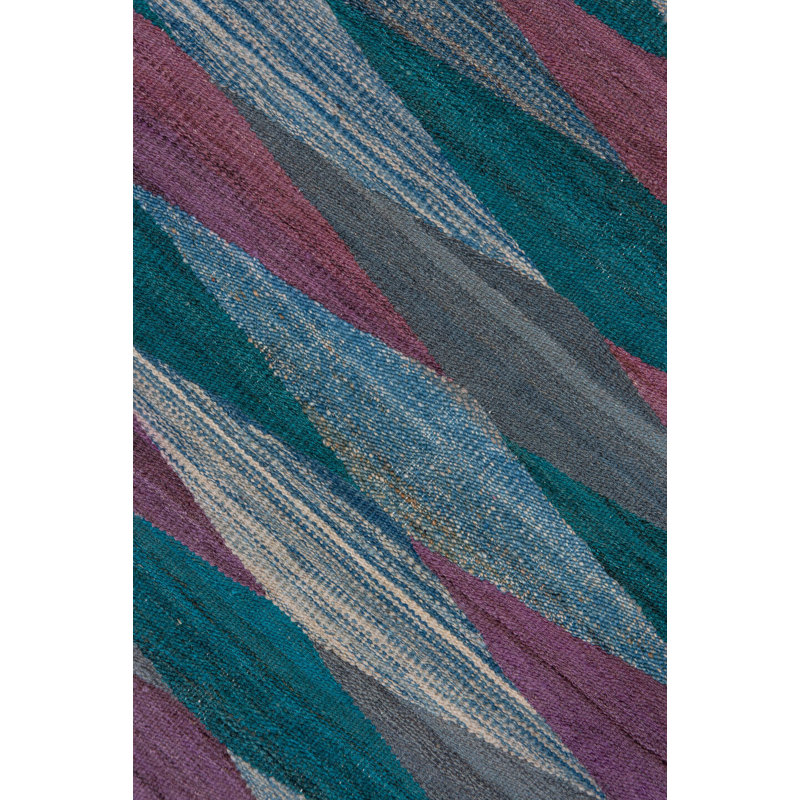 84040 Kilim