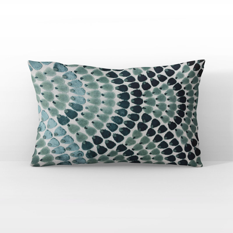 Coussin Plutus Sea Whisper, H 20 po x l 20 po, Bleu marine / vert abstrait, Carrée