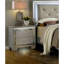Armoire de chambre à coucher moderne avec doublure argentée et tiroirs de rangement