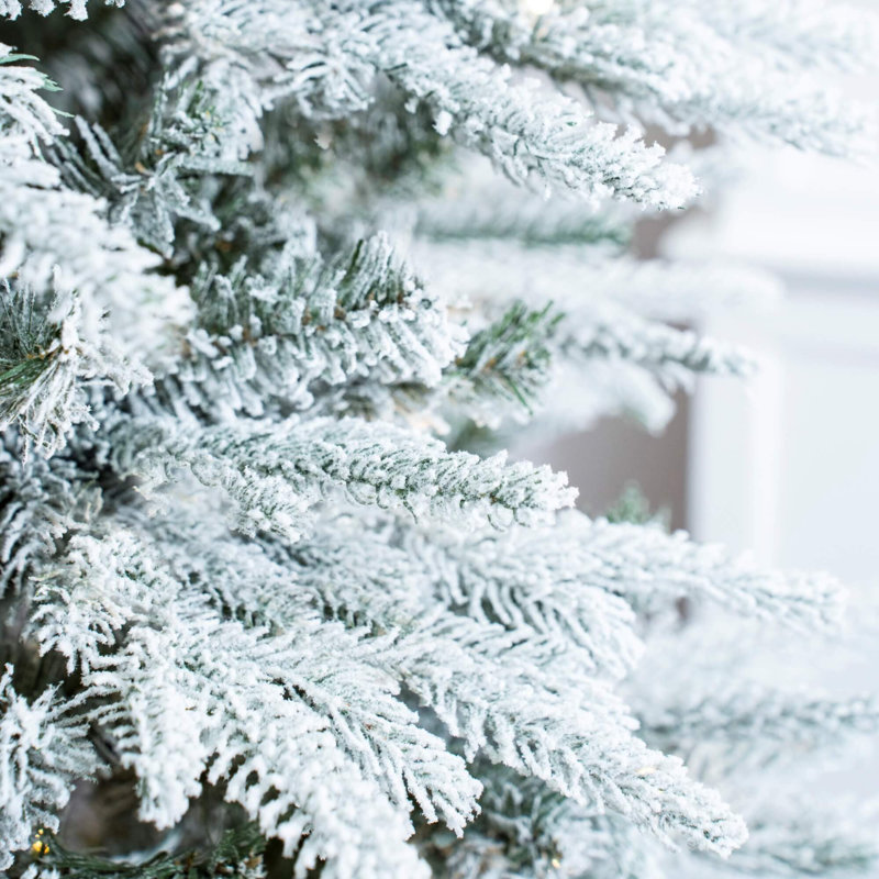Arbre de Noël artificiel de qualité supérieure - Élégante pièce maîtresse des fêtes en 6 pi et 7 pi, H 6 pi