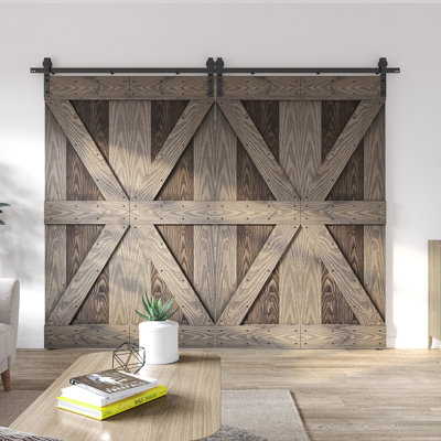 Porte de grange pliante gaufrée 84 po avec quincaillerie coulissante Coast Sequoia