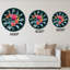 Horloge murale traditionnelle rouge et orange sur fond noir I-330894805