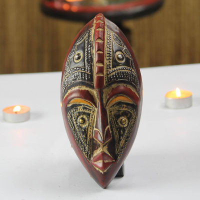 Décoration murale Kyauta et masque africain en bois