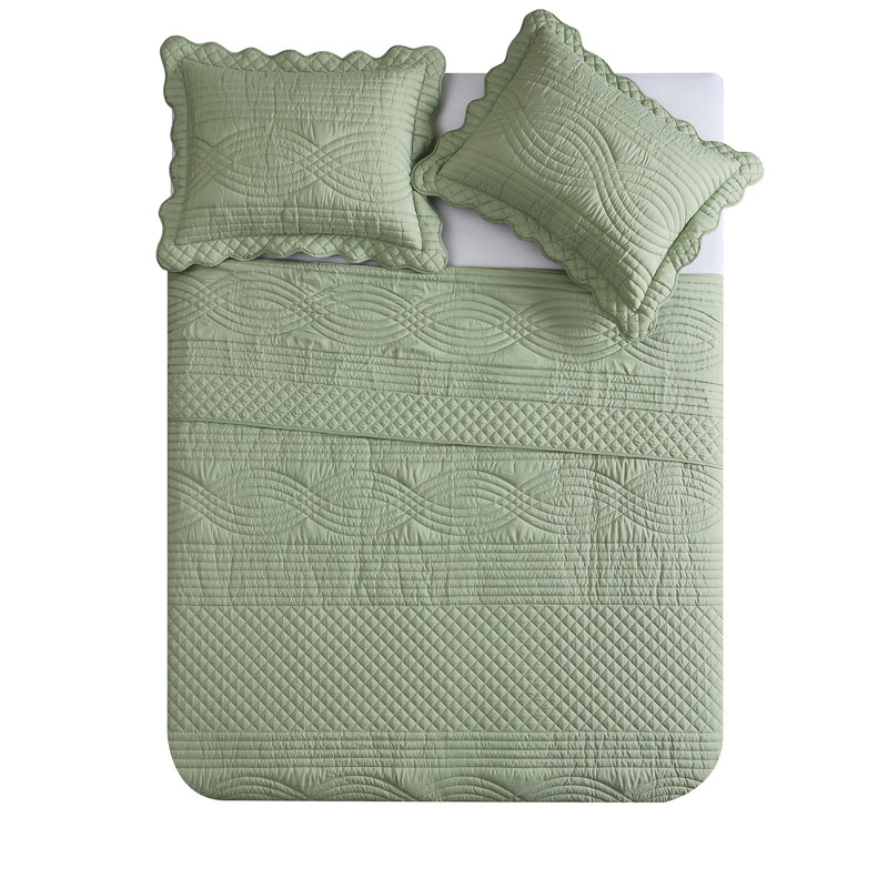 VCNY Home Scallop Microfiber Quilt Set, Full/Queen, Queen Quilt + 2 Standard Shams, Green