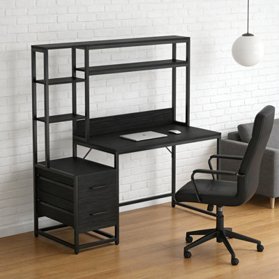 Une table de bureau avec 2 tiroirs, un plateau et des tablettes de rangement pour ordinateur, études, écriture ou jeux vidéo - Baffle surélevé de bureau spacieux, amplement d'espace pour les jambes, cadre en métal noir à finition placage rustique,