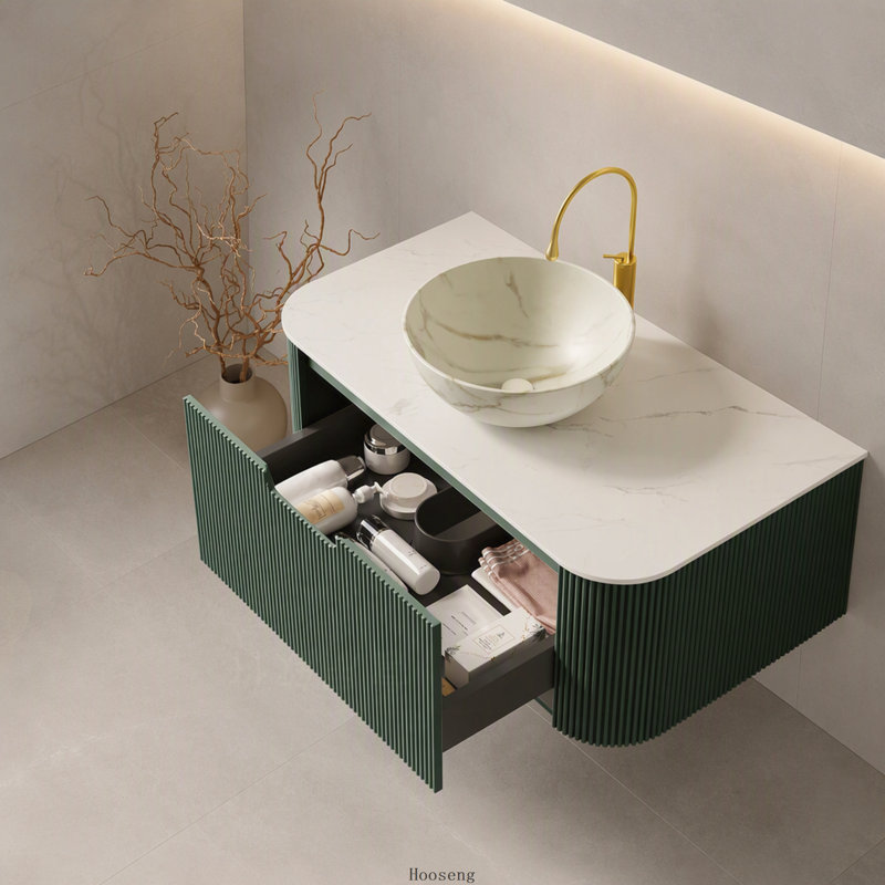 Meuble-lavabo flottant vert foncé 36 po avec armoire à rayures courbées, lavabo en céramique blanc mat et comptoir en pierre