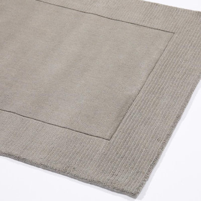 Lhea Solid Colour Hand Woven Area Rug