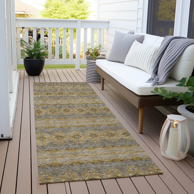 Everlee Washable Floral Indoor / Outdoor Rug, Runner 2'3" x 7'6"