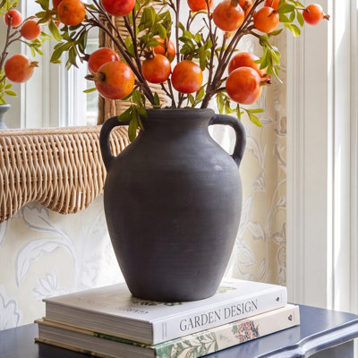 Vase en céramique fabriqué à la main à deux poignées