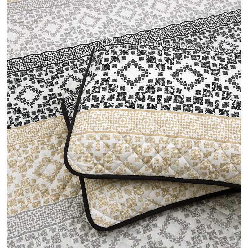Queen Black and Taupe Geometric Polyester Quilt Set