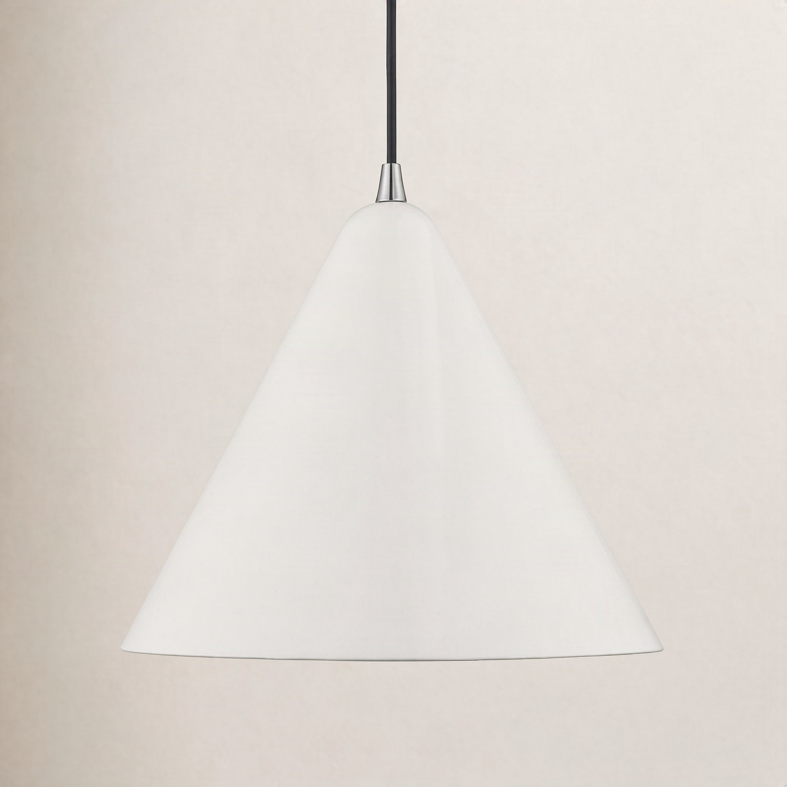 Oaklee Single Light Metal Dimmable Pendant, 18" H x 14" W x 14" D, Shiny White