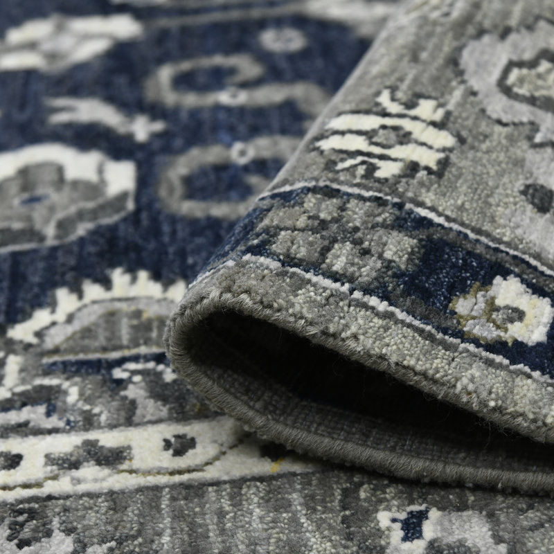 Nuit Arabe Wool Geometric Area Rug in Blue, Rectangle 9' x 12'