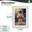 Astronaute tenant un cœur, reproduction sous verre, conception par Angie Hawke-998256254-998256255