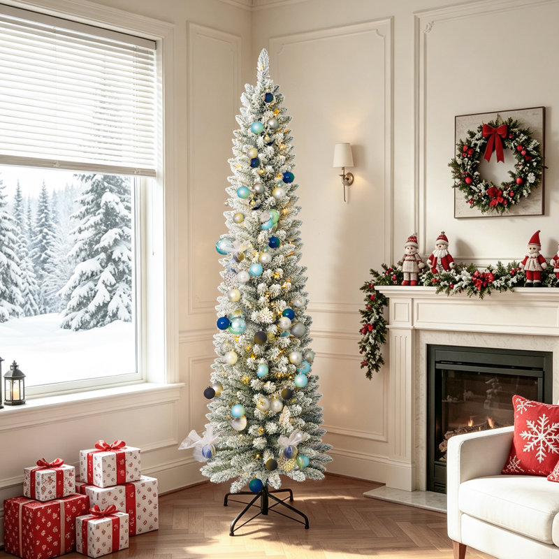 Arbre de Noël pré-éclairé en velours texturé, H 7 pi