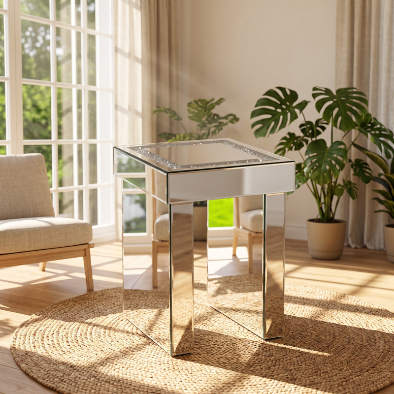 Table d'appoint Noralie 40,6 cm L x 40,6 cm P x 61 cm H, en verre miroir et faux diamants