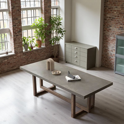 Table de salle à manger rectangulaire en bois massif gris ciment
