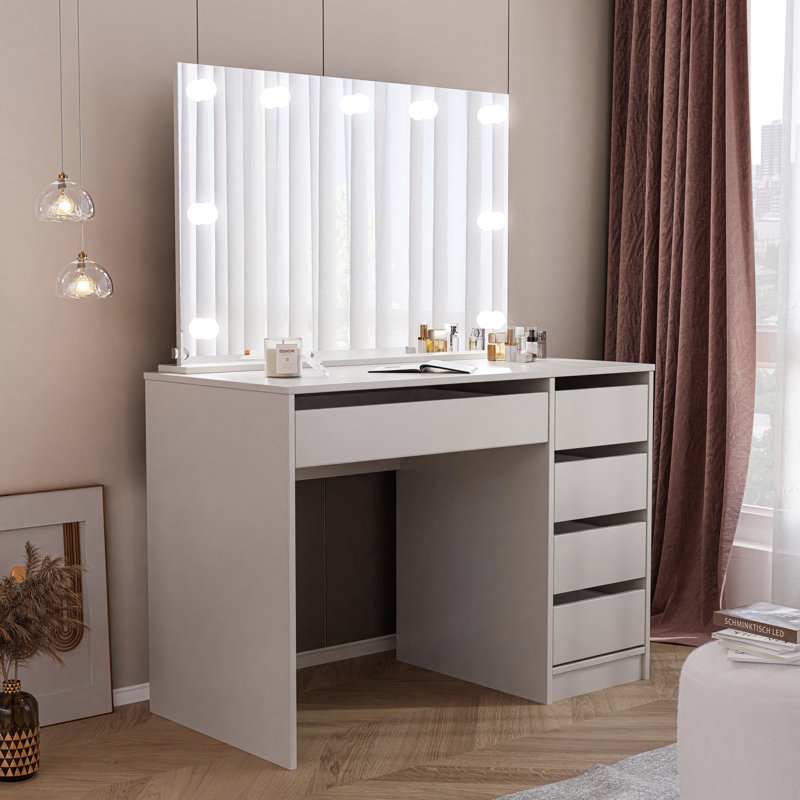 Dressing Table, Kaschmire