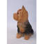Statue yorkshire terrier assis
