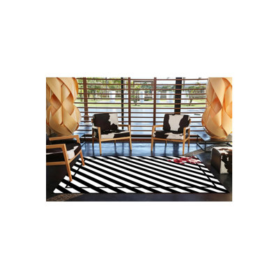 Diagonal Black Striped Geometric Modern Floral Striped Decorative Carpet