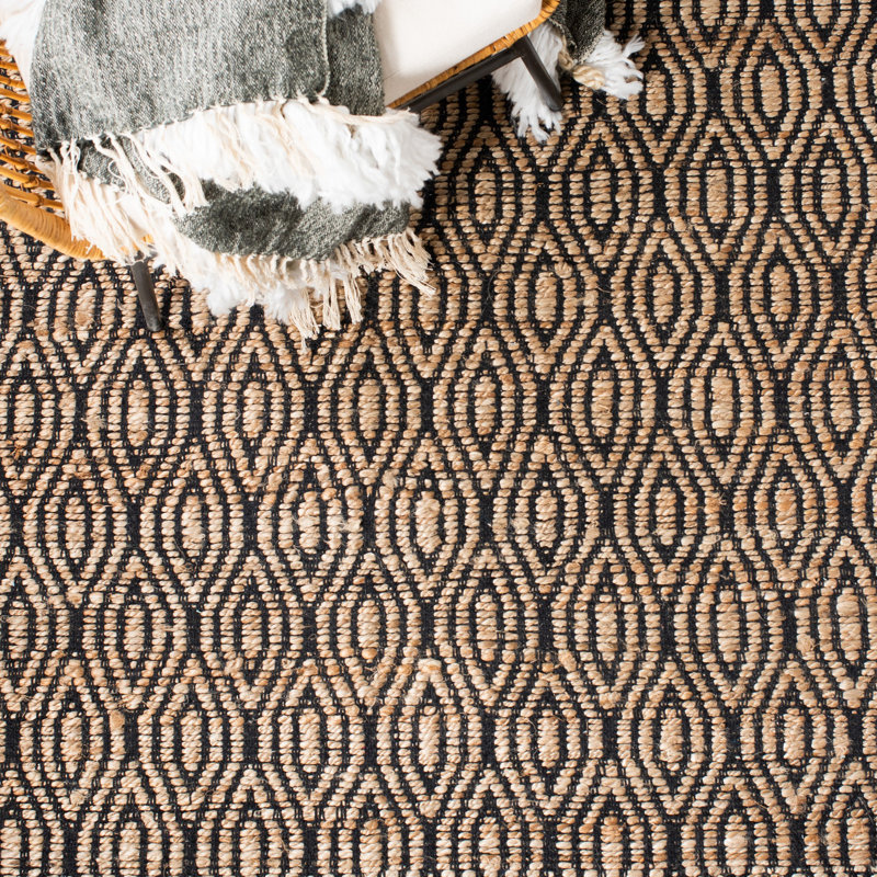 Arria Cape Cod Hand Woven Jute/Cotton Geometric Rug in Black/Natural, Rectangle 4' x 6'