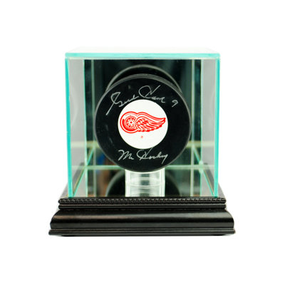 Perfect Cases And Frames 4'' W 4'' D Hockey Glass Ball / Puck Case