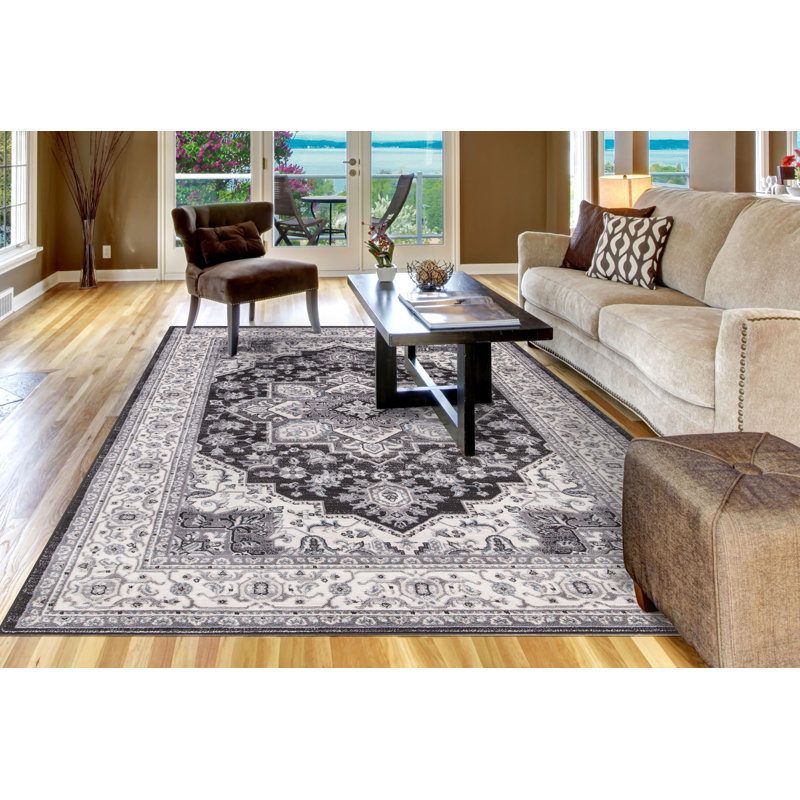 Oriental Indoor Rug, Rectangle 7' x 9'