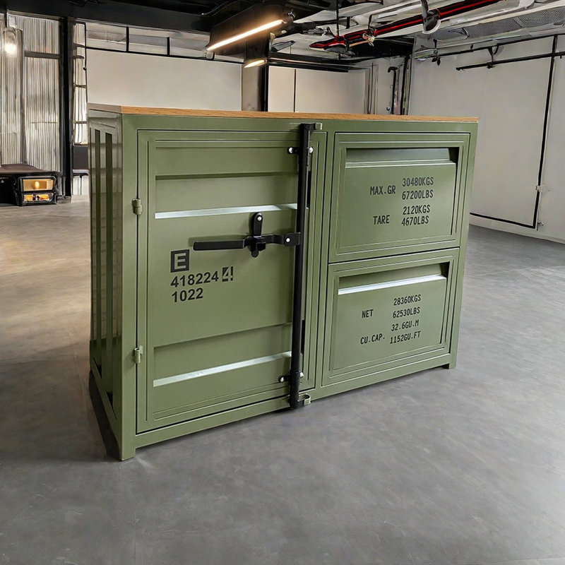 Buffet de style industriel avec roulettes