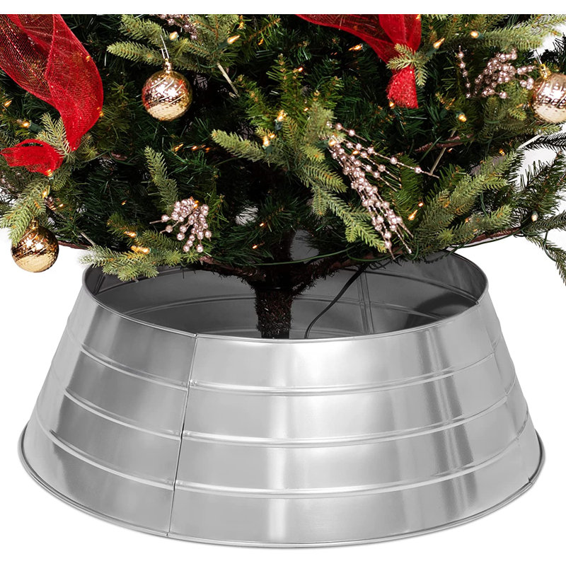 Hammered Silver Metal Christmas Tree Collar, 22.5"