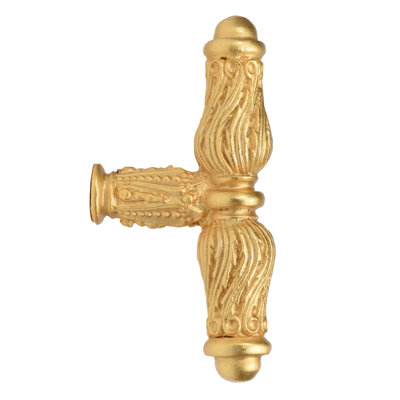 Acanthus knob with feather scroll