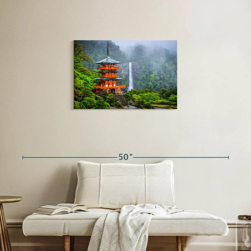 Sanctuaire Adella Nachi Taisha, H 20 po x l 30 po