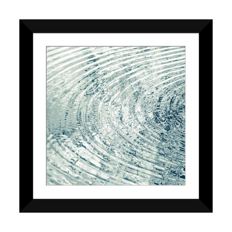 «Ripples I», reproduction de photo sur toile turquoise, H 24 po x l 24 po x P 1 po, Papier beaux-arts encadré noir, Blanc