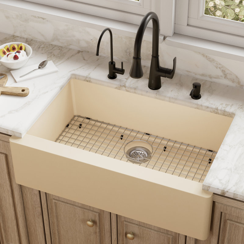 Ensemble d'évier de cuisine à tablier frontal simple à tablier frontal 34 po x 21 1/4 po Karran Quartz, Bisque
