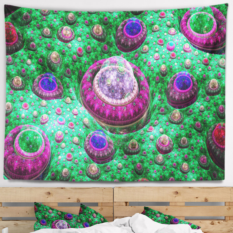 Tapisserie de planète en fractale abstract green, H 78 po x l 92 po