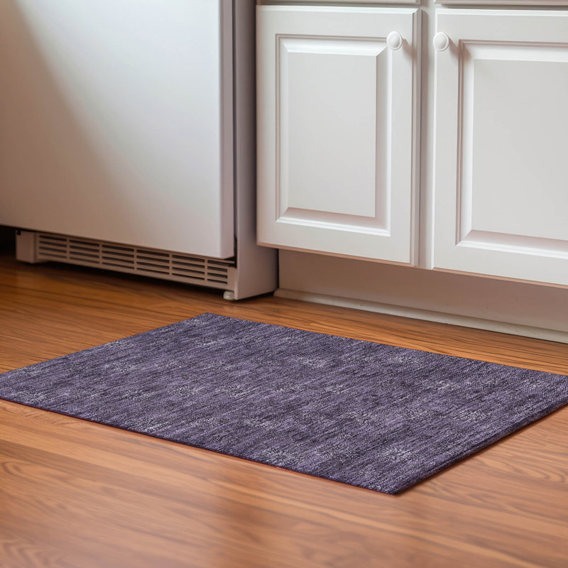 Tapis aubergine de qualité supérieure lavable à la machine Prisco, Rectangle 1'8" x 2'6"