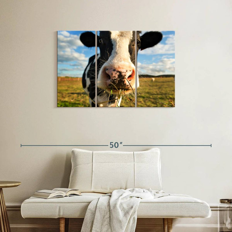 Brampt Cow Selfie, 24" H x 38" W