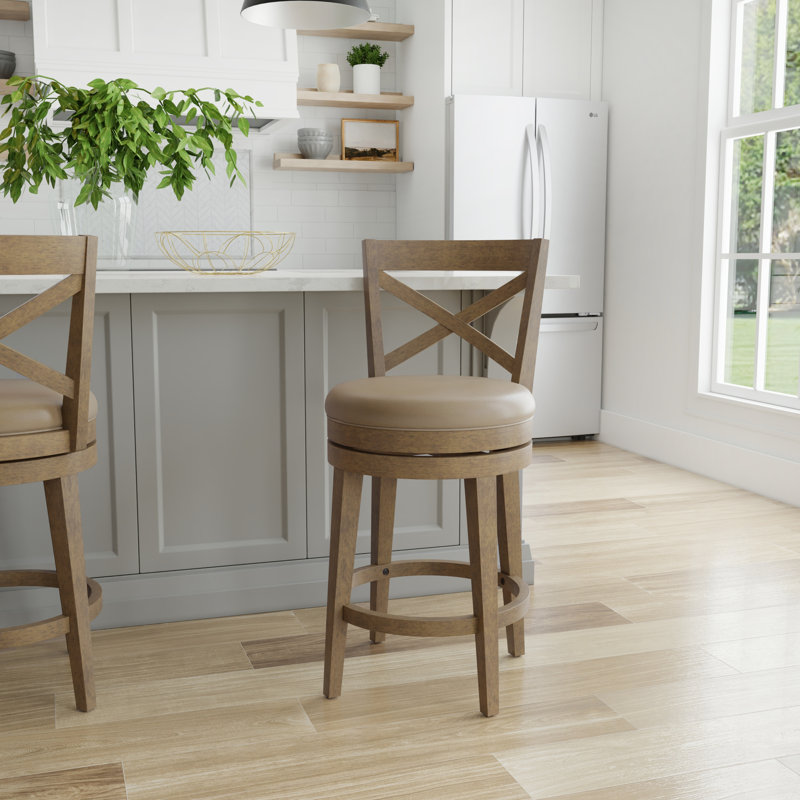 Tabouret pivotant Ewan, Chêne, Tabouret de comptoir (siège d'une hauteur de 26,2