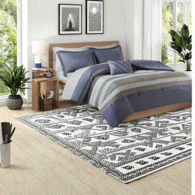 Modern Twin Xl Bedding Sets, Polyester Stripe Design For Home Comfort