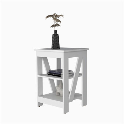 Table with 2 Shelves