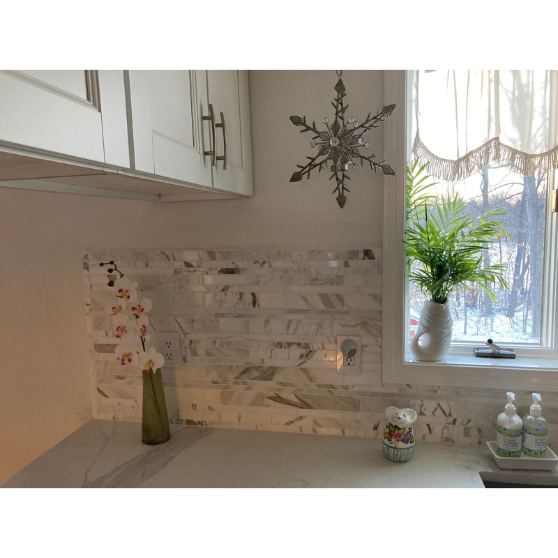 Calacatta 12x18 Polished Tumbled Marble Mosaic Tile