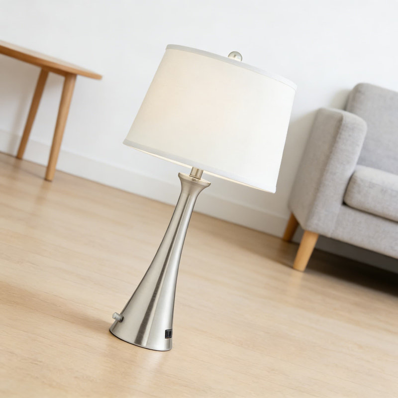 Ensemble de 2 lampes de table modernes avec ports de charge USB et prise de courant, lampes de chevet en nickel brossé à intensité variable pour la chambre à coucher, le salon ou le bureau