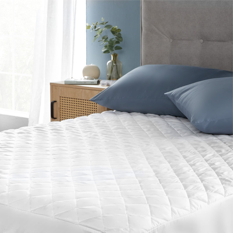 Silentnight Supersoft Waterproof Mattress Protector, Small Double (4')