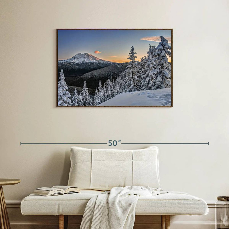 Mont Rainier Sunrise, 37 po x 25 po, Cadre flottant noyer