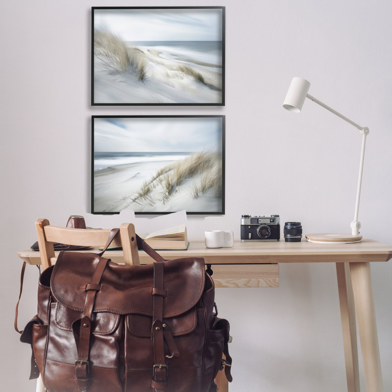 Ensemble de 2 giclées encadrées par Windblown, dessin par Lazar Studio, H 20 po x l 60 po, Giclée encadrée noir minuit